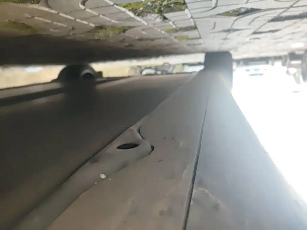 Tesla Model Y — миниатюра 17