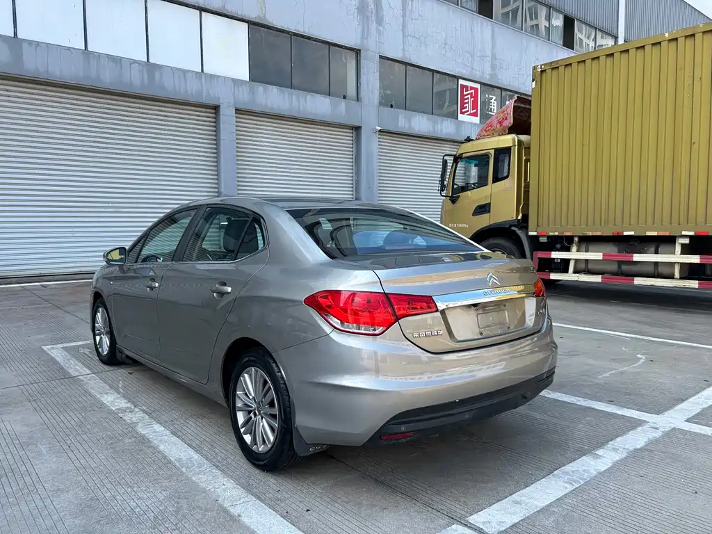 Citroen C4L — миниатюра 4