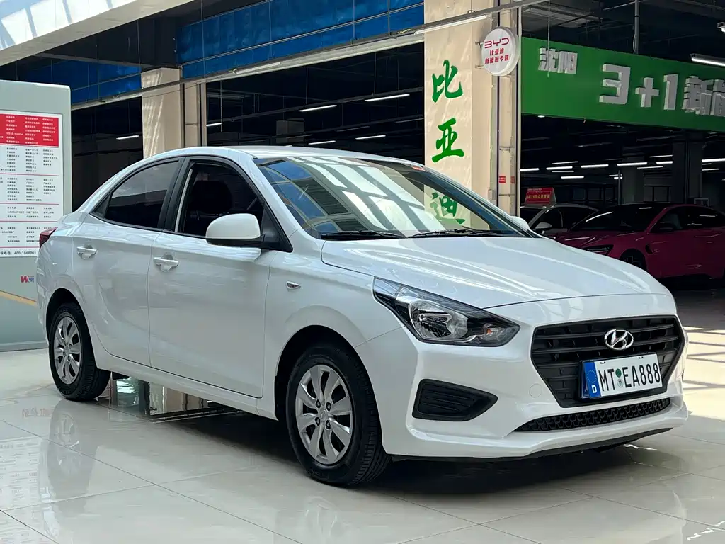 Hyundai Verna — миниатюра 3