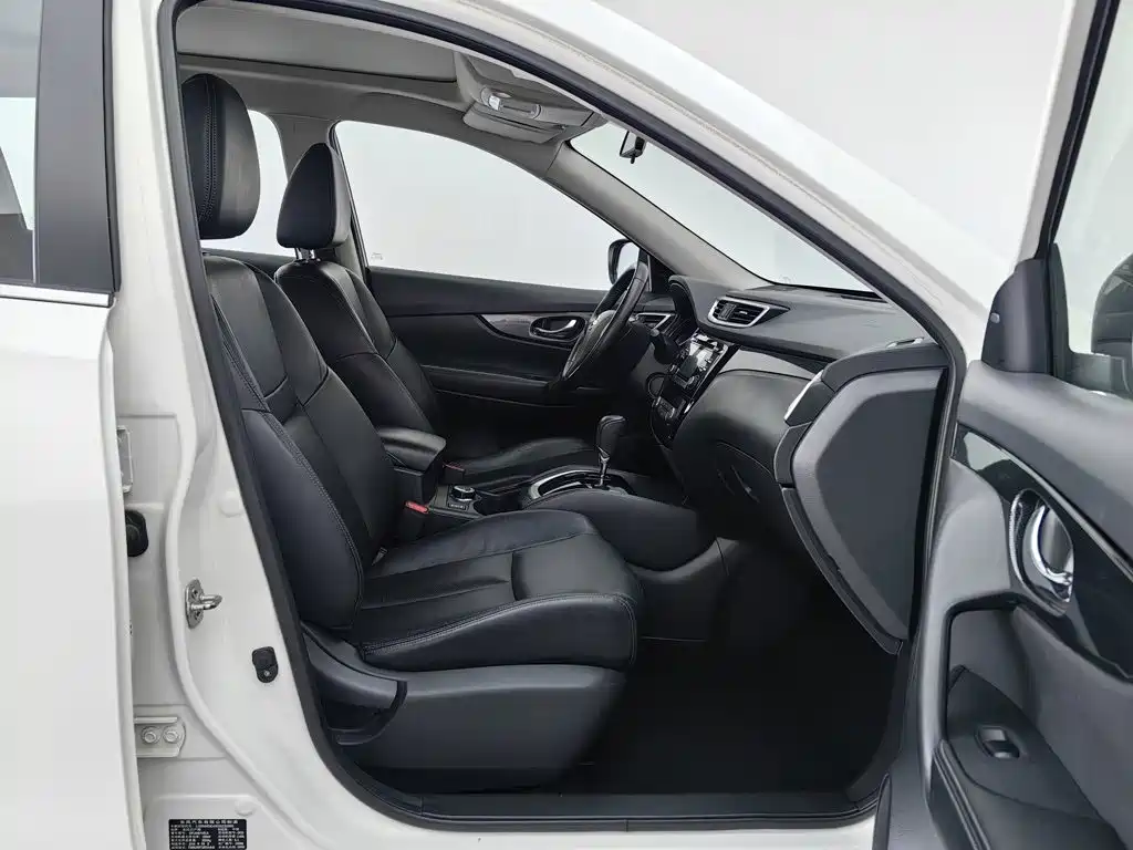 Nissan X-Trail — миниатюра 23