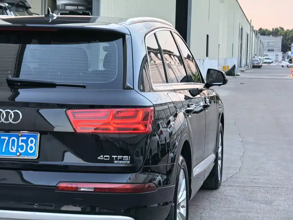 Audi Q7 — миниатюра 14