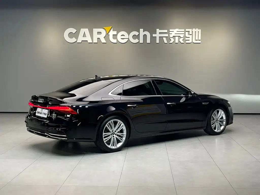 AUDI A7L