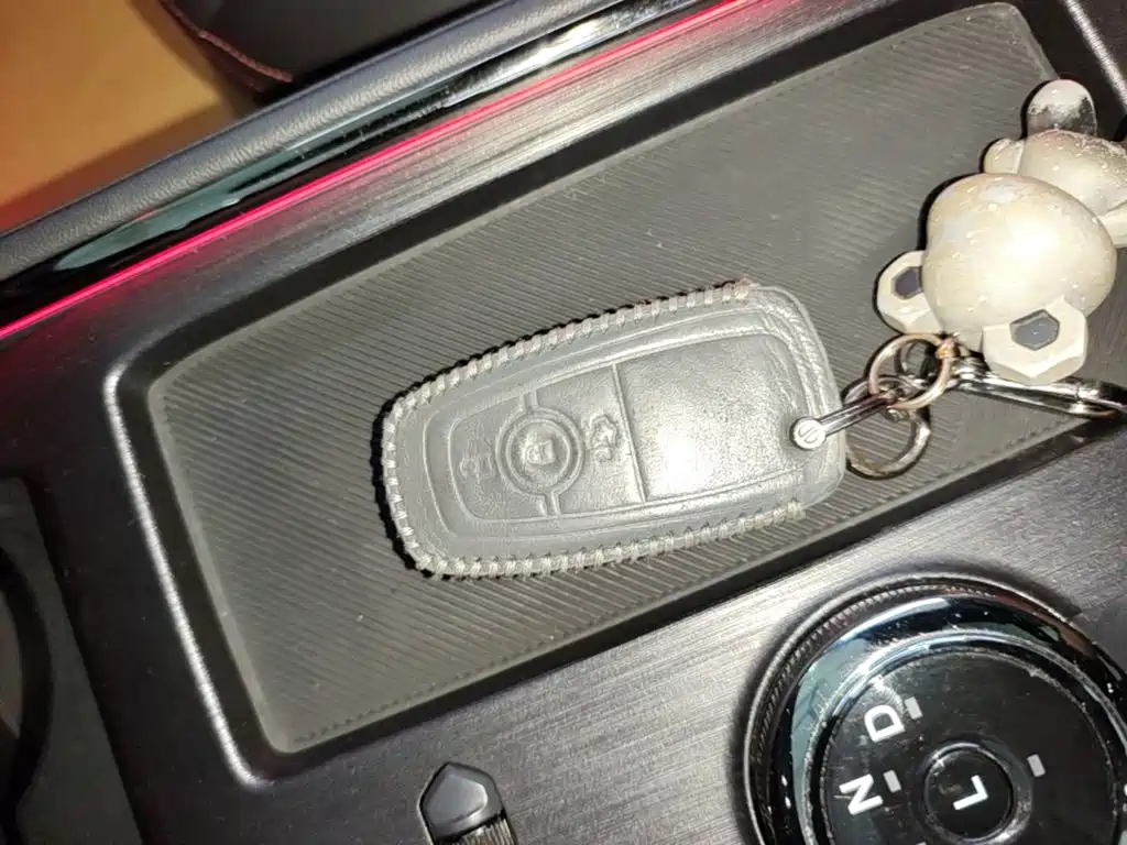 Ford Mondeo — миниатюра 9