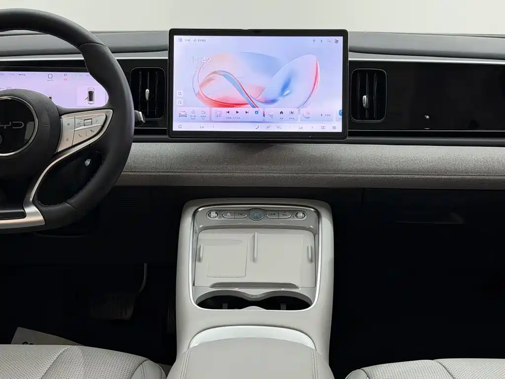 BYD Морской лев 05 EV — миниатюра 17