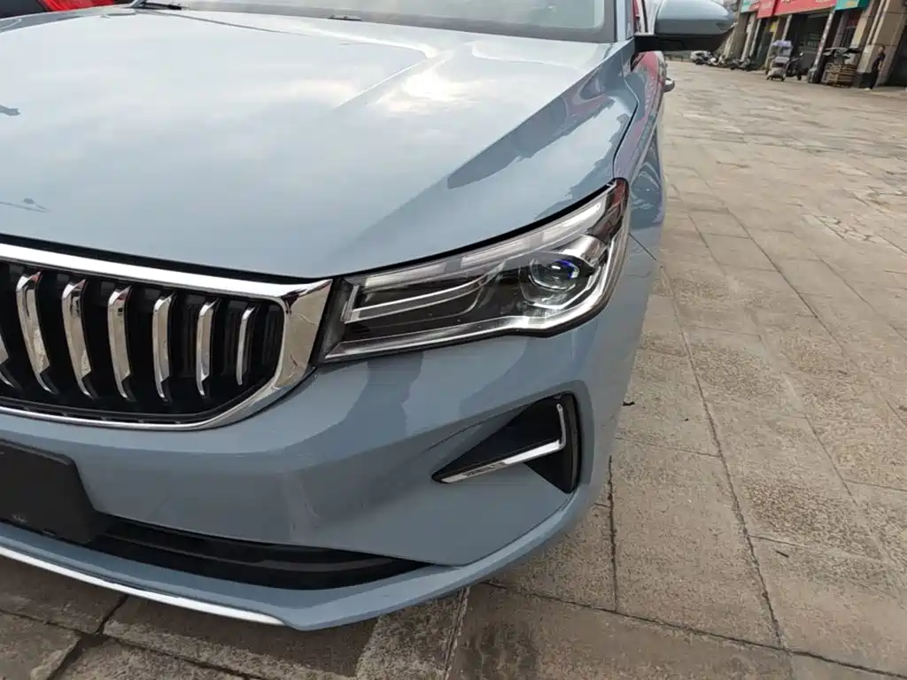 Geely Emgrand — миниатюра 24