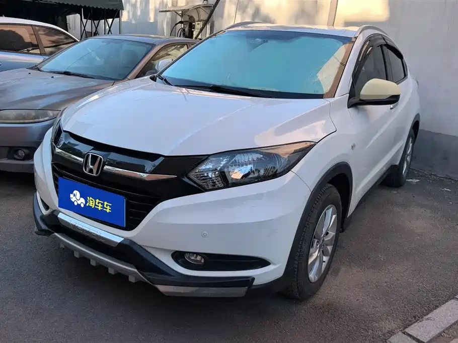 Honda Vezel 2016