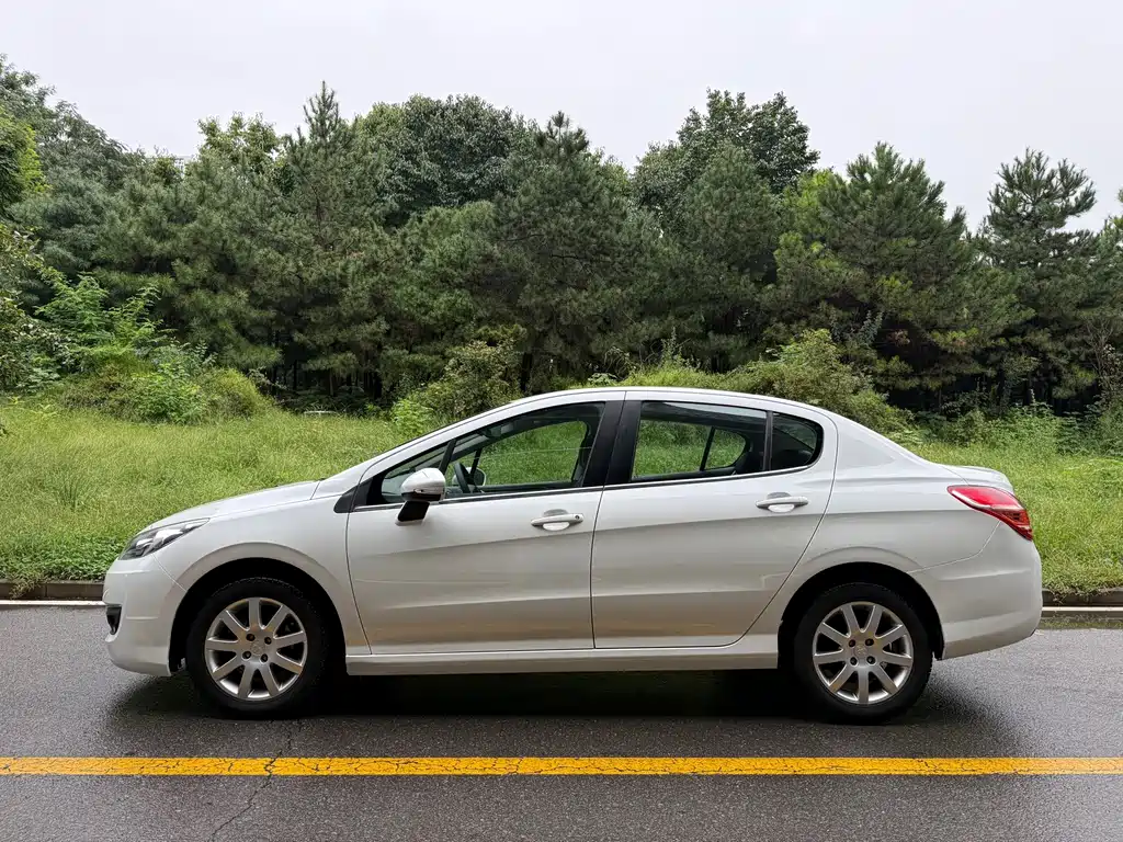 Peugeot 308 — миниатюра 3
