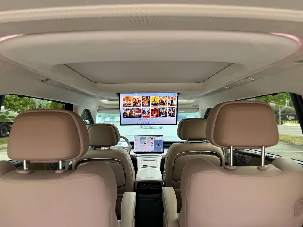 XPeng X9 — миниатюра 9