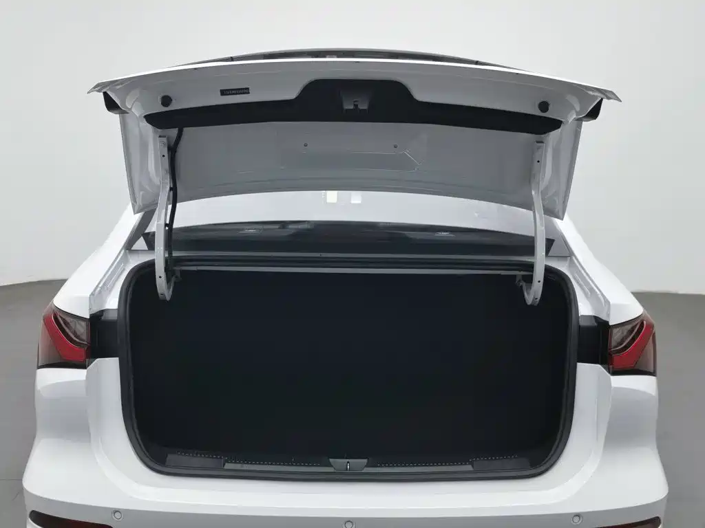 Roewe i5 — миниатюра 16