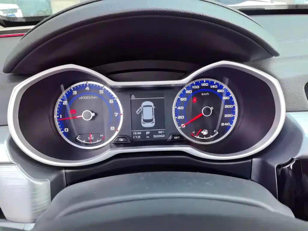 Geely Boyue — миниатюра 12