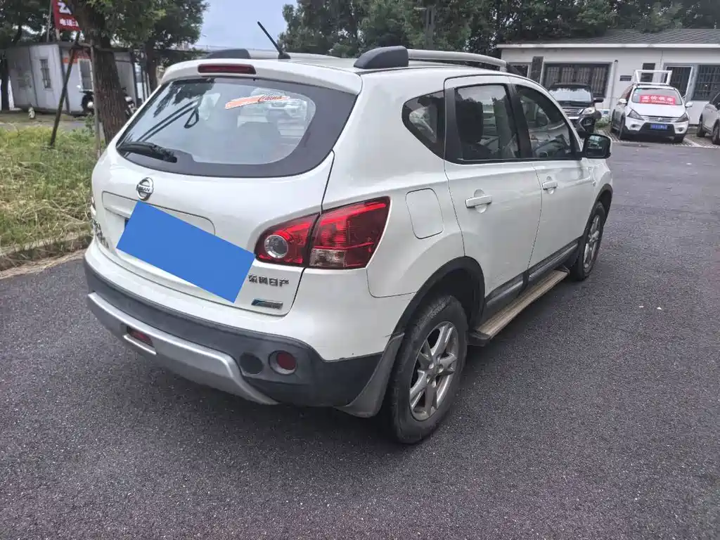 Nissan Qashqai — миниатюра 4
