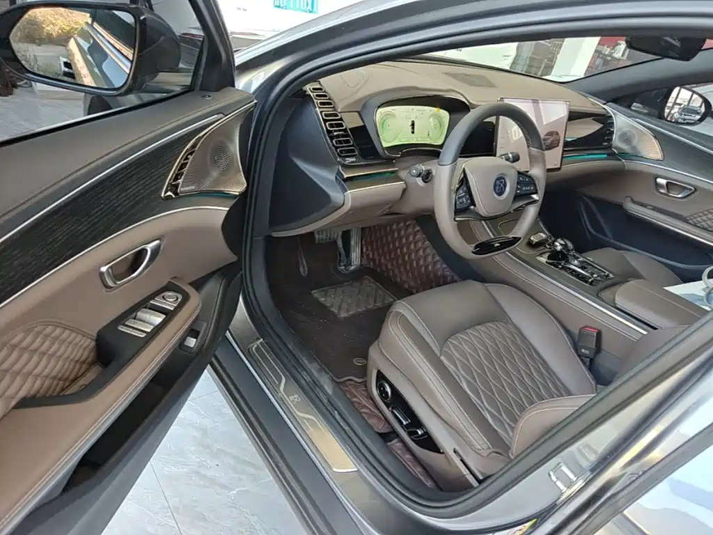 BYD Han — миниатюра 16