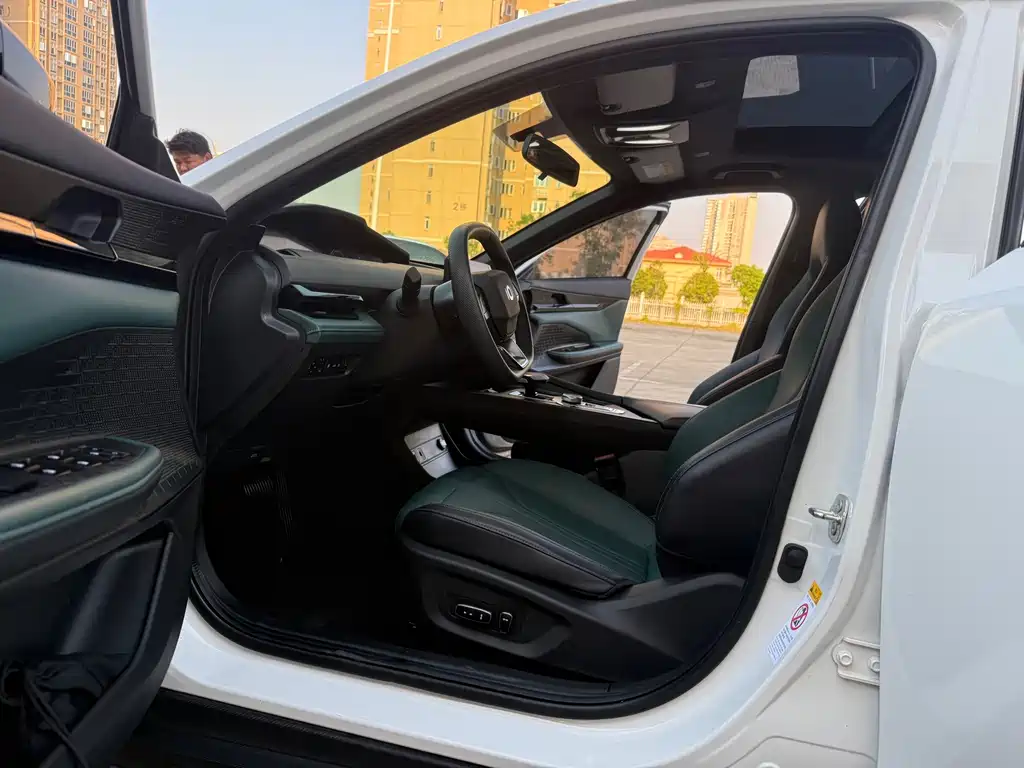 Changan UNI-V iDD — миниатюра 21