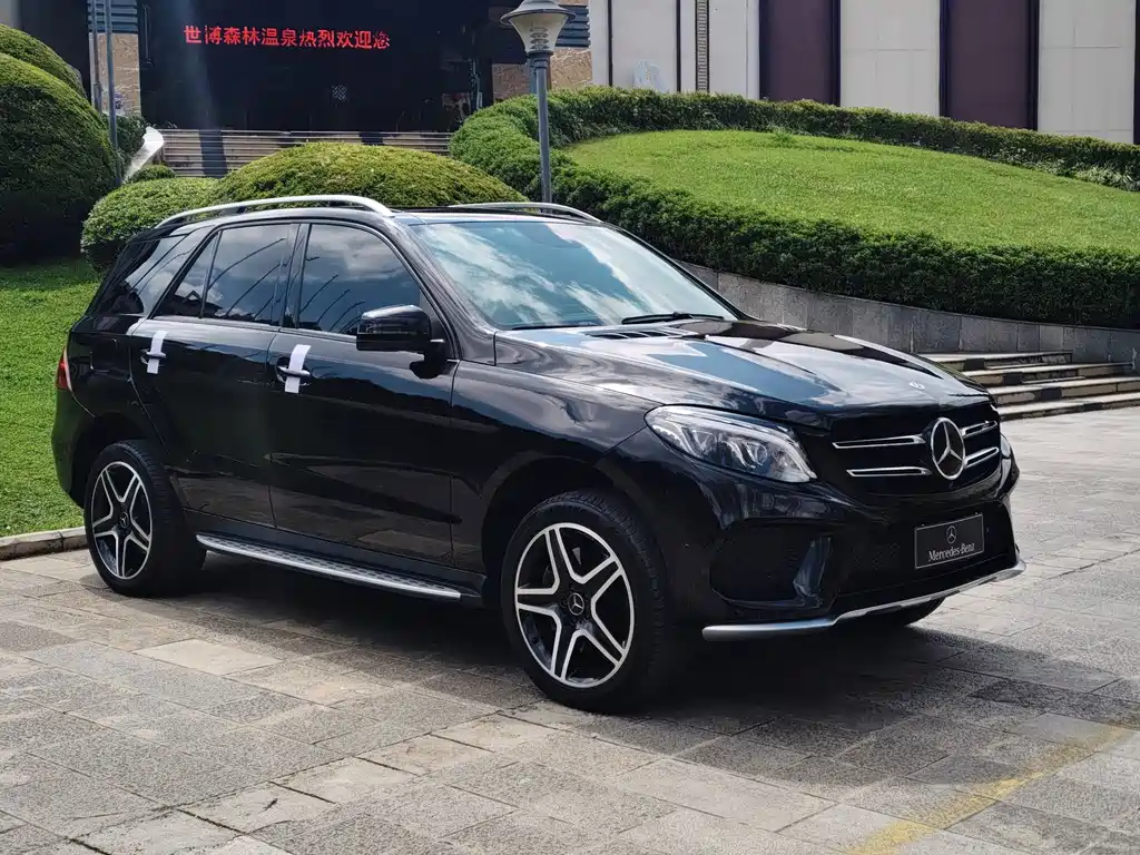 Mercedes-Benz GLE AMG — миниатюра 2