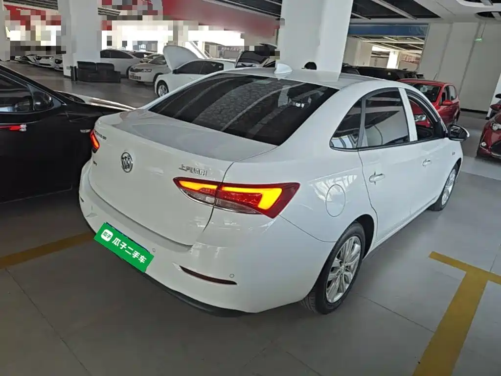 Buick Excelle — миниатюра 7