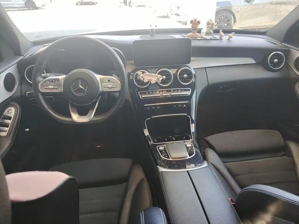Mercedes-Benz C-Class — миниатюра 13