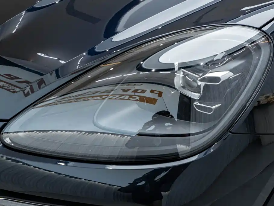 Porsche Cayenne — миниатюра 8
