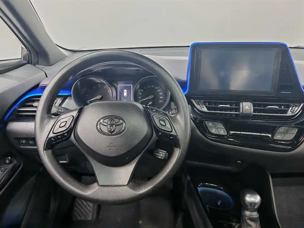 Toyota C-HR — миниатюра 13