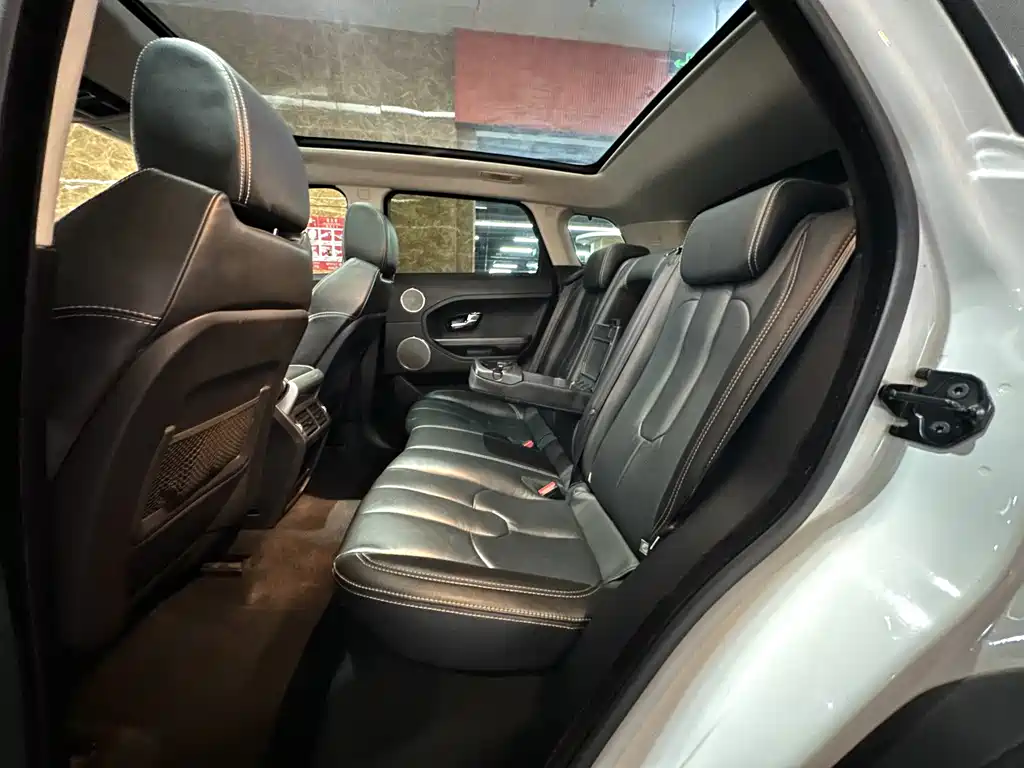 Land Rover Evoque (Import) — миниатюра 22