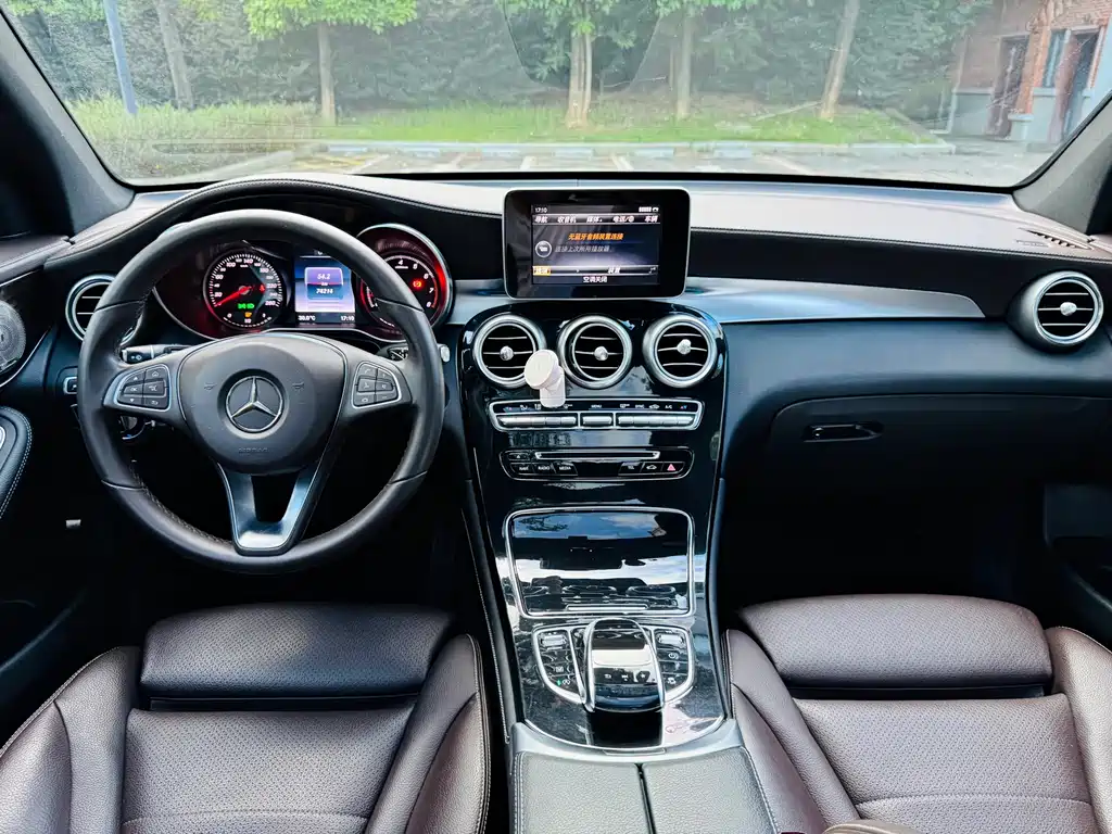 Mercedes-Benz GLC — миниатюра 8