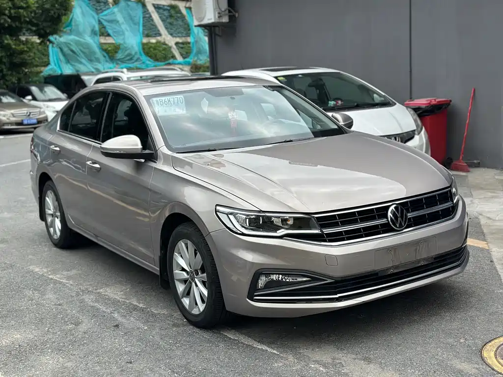 Volkswagen Bora 2021