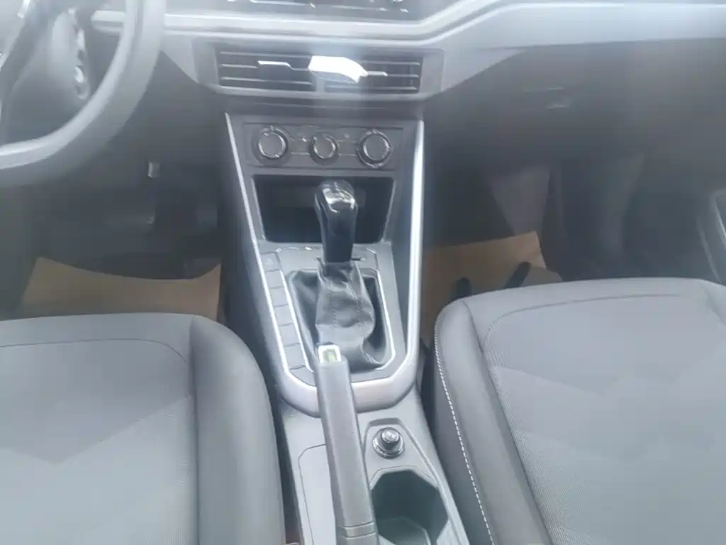 Volkswagen Polo — миниатюра 14