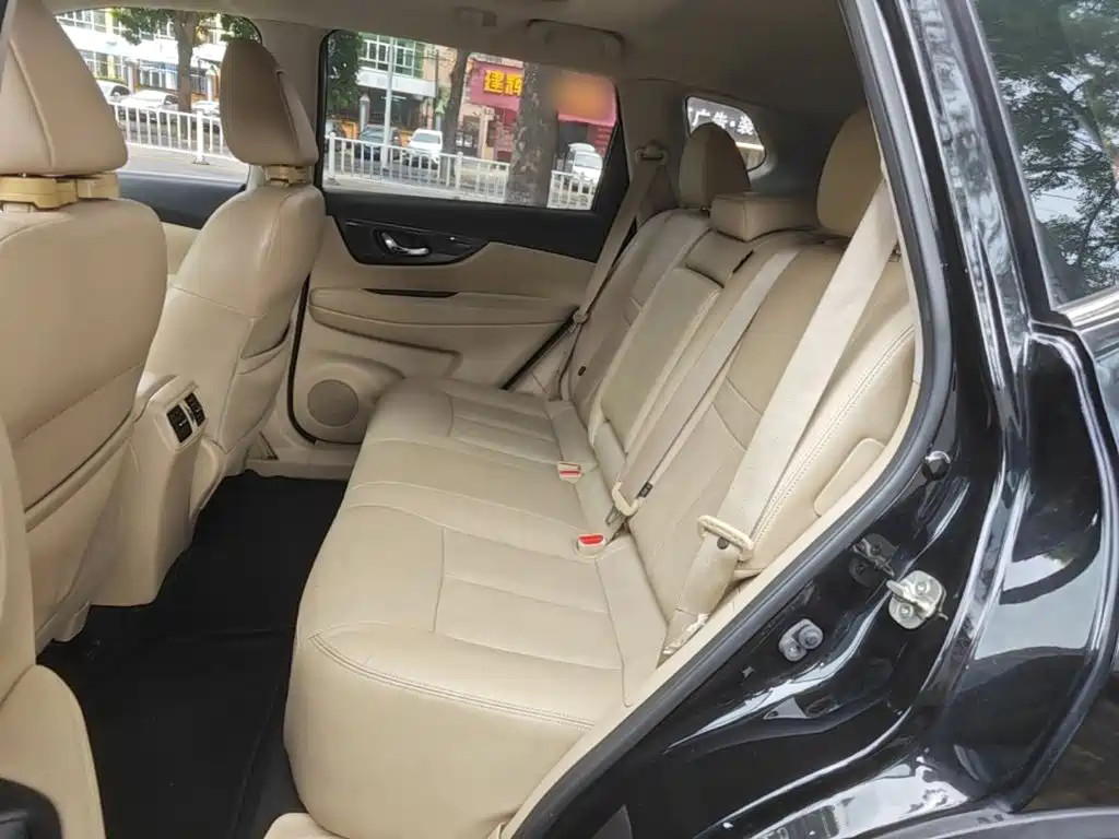 Nissan X-Trail — миниатюра 17