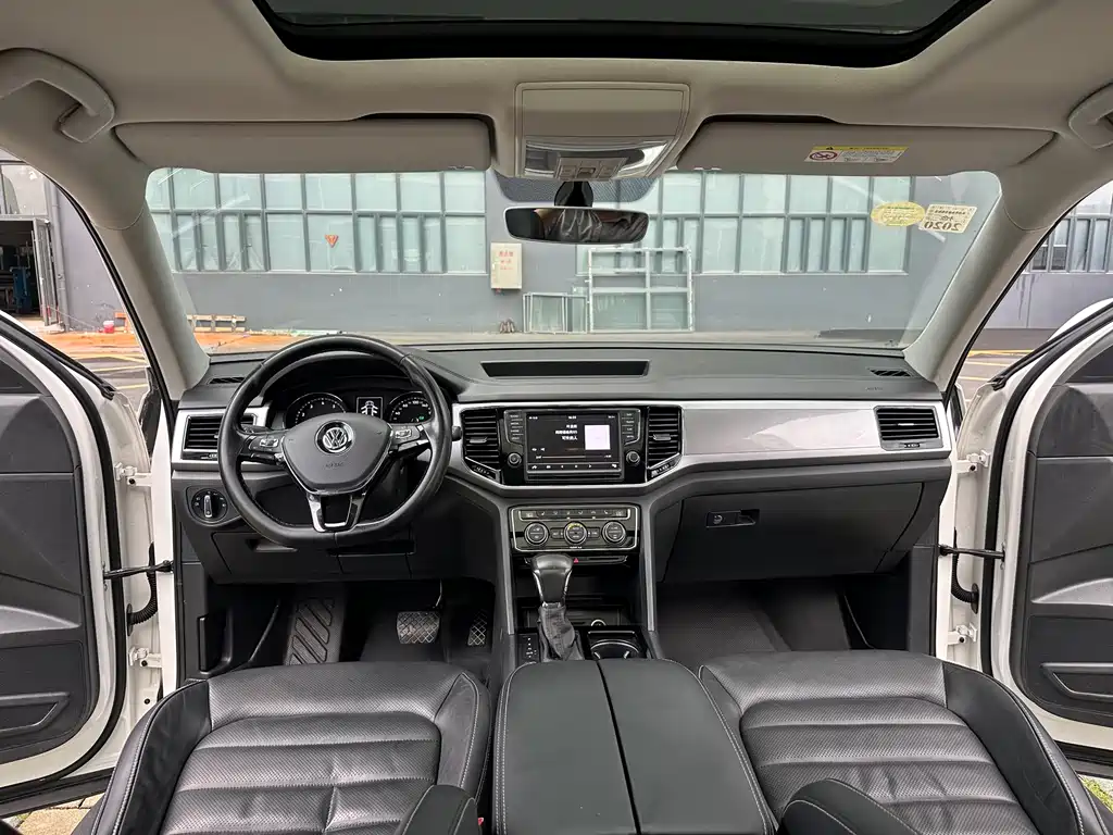 Volkswagen Teramont — миниатюра 5