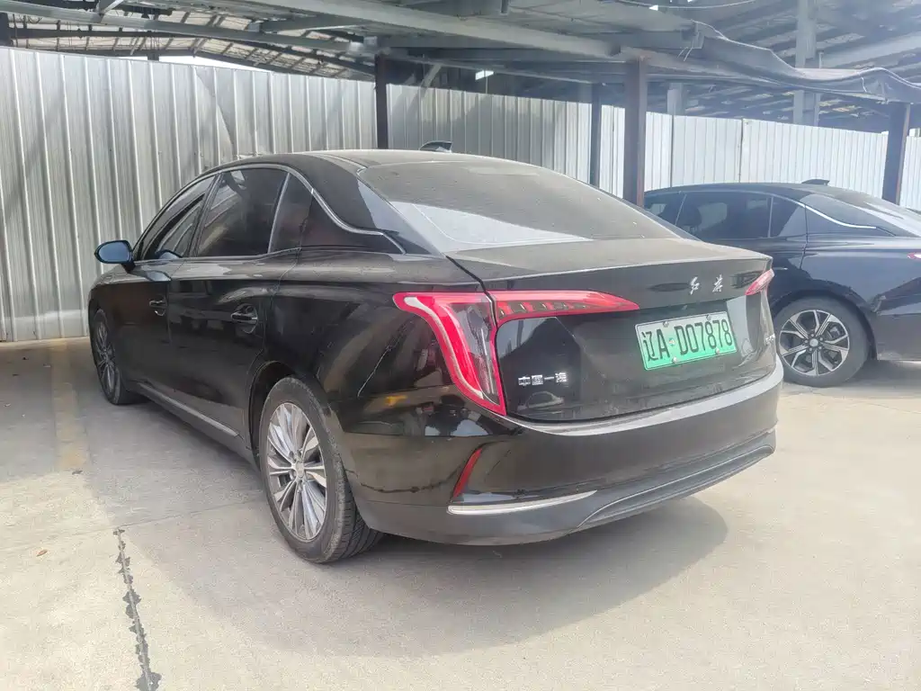 Hongqi Hongqi E-QM5 — миниатюра 8