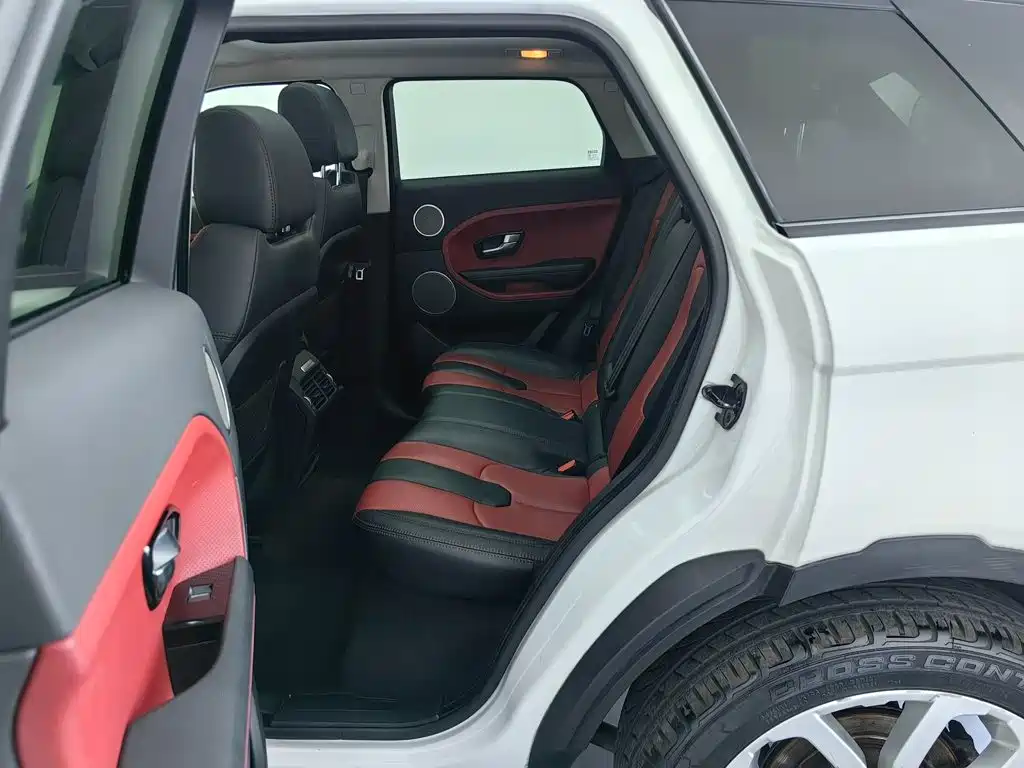 Land Rover Evoque (Import) — миниатюра 12