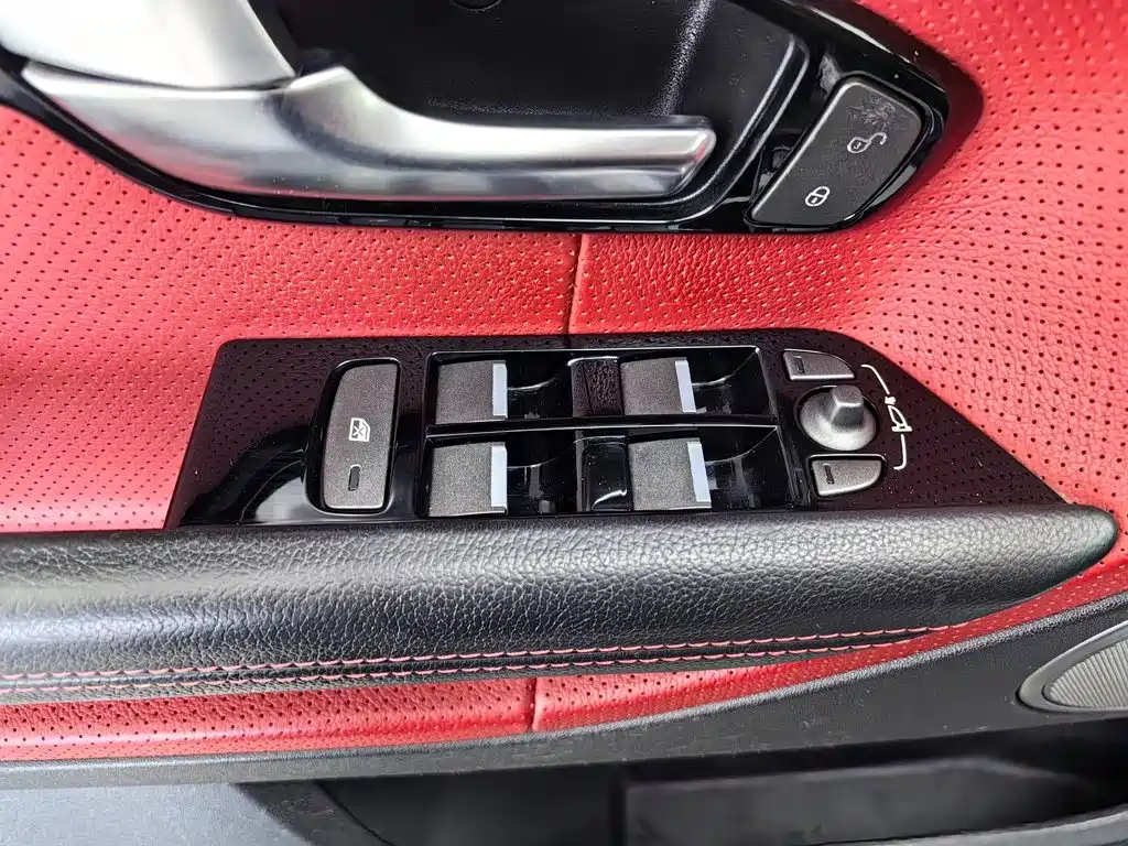 Land Rover Evoque (Import) — миниатюра 7
