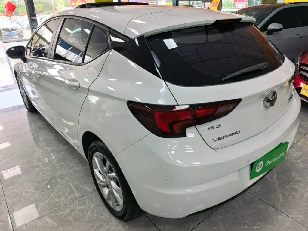 Buick Verano — миниатюра 5