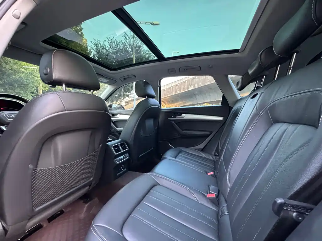 Audi Q5L — миниатюра 7