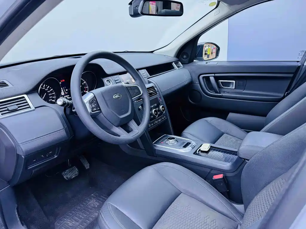 Land Rover Discovery Sport — миниатюра 10