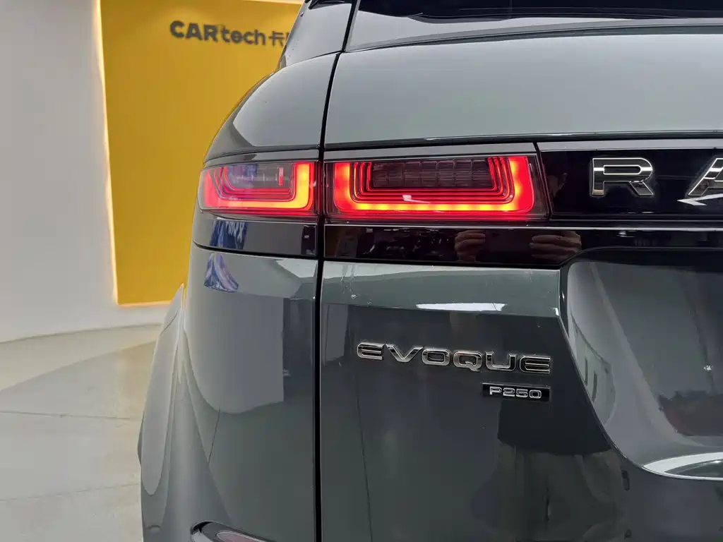Land Rover Evoque — миниатюра 9