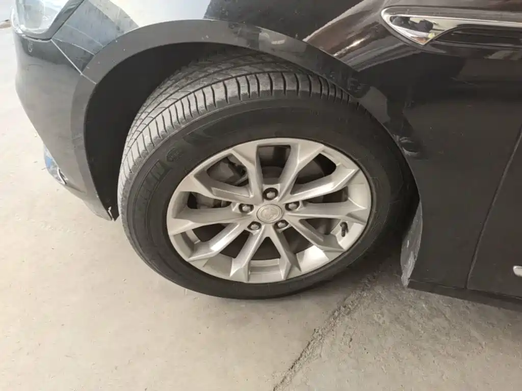 Buick LaCrosse — миниатюра 23