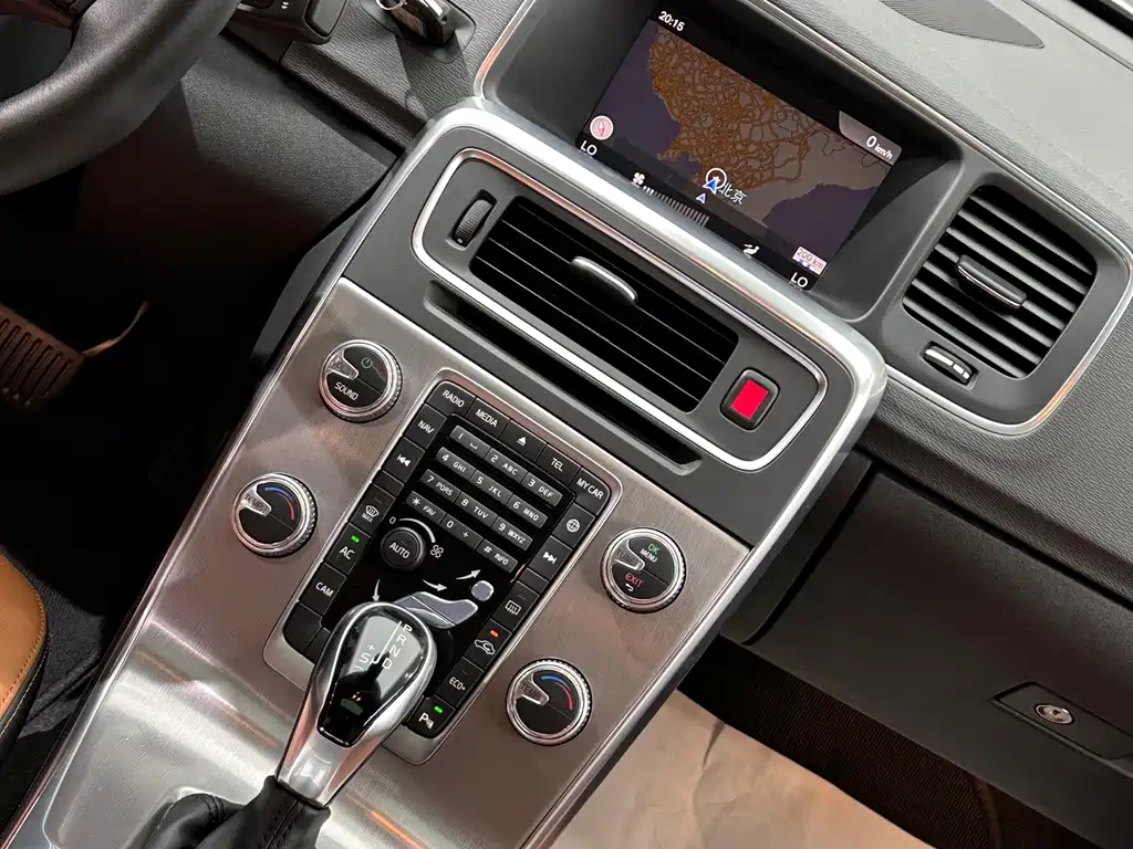 Volvo S60 — миниатюра 21
