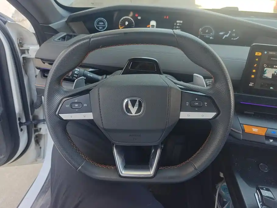 Changan UNI-V — миниатюра 15