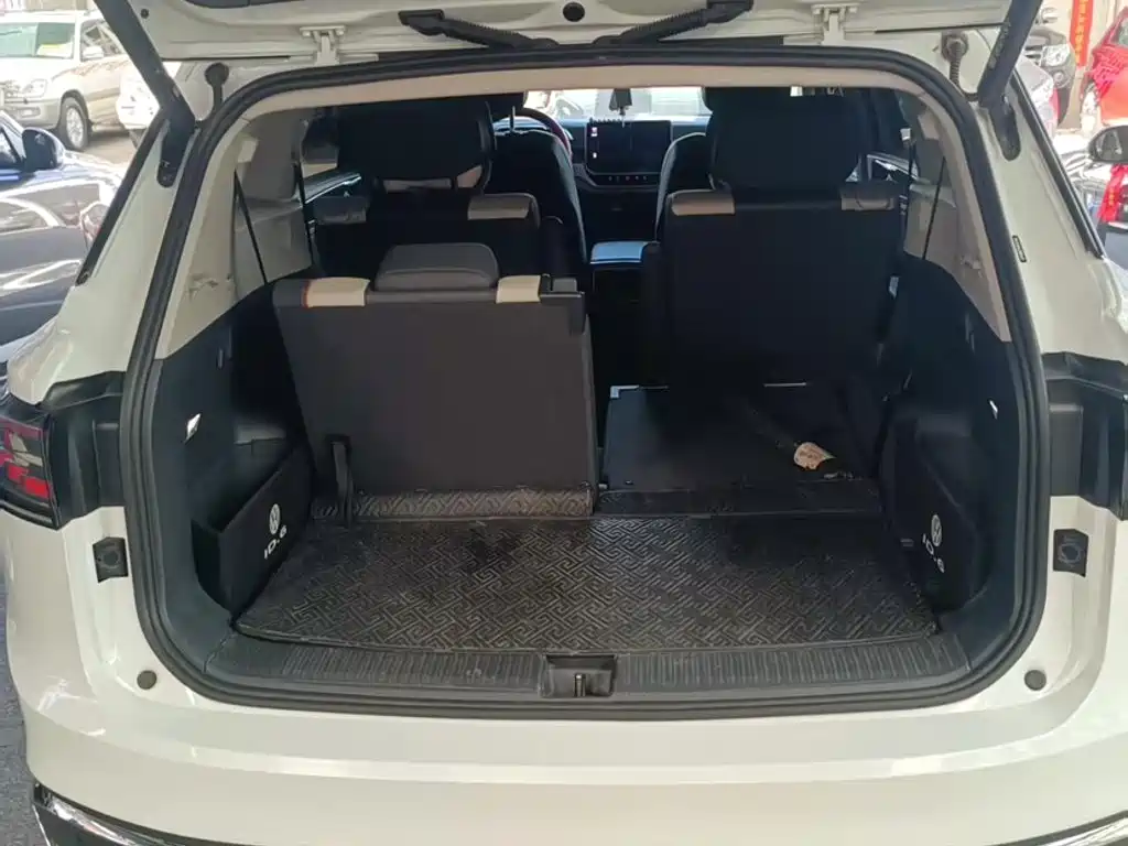 Volkswagen ID.6 Crozz — миниатюра 15