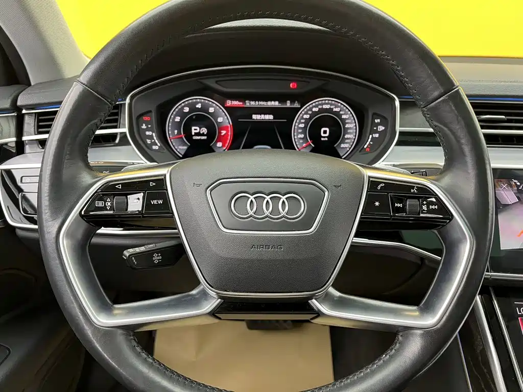 Audi A8 — миниатюра 16