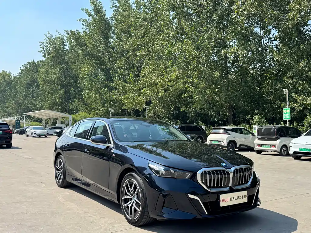 BMW i5 — миниатюра 3