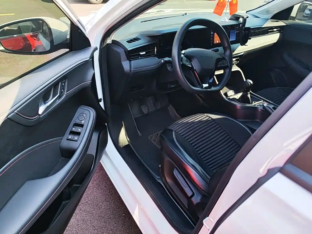 Roewe i5 — миниатюра 16
