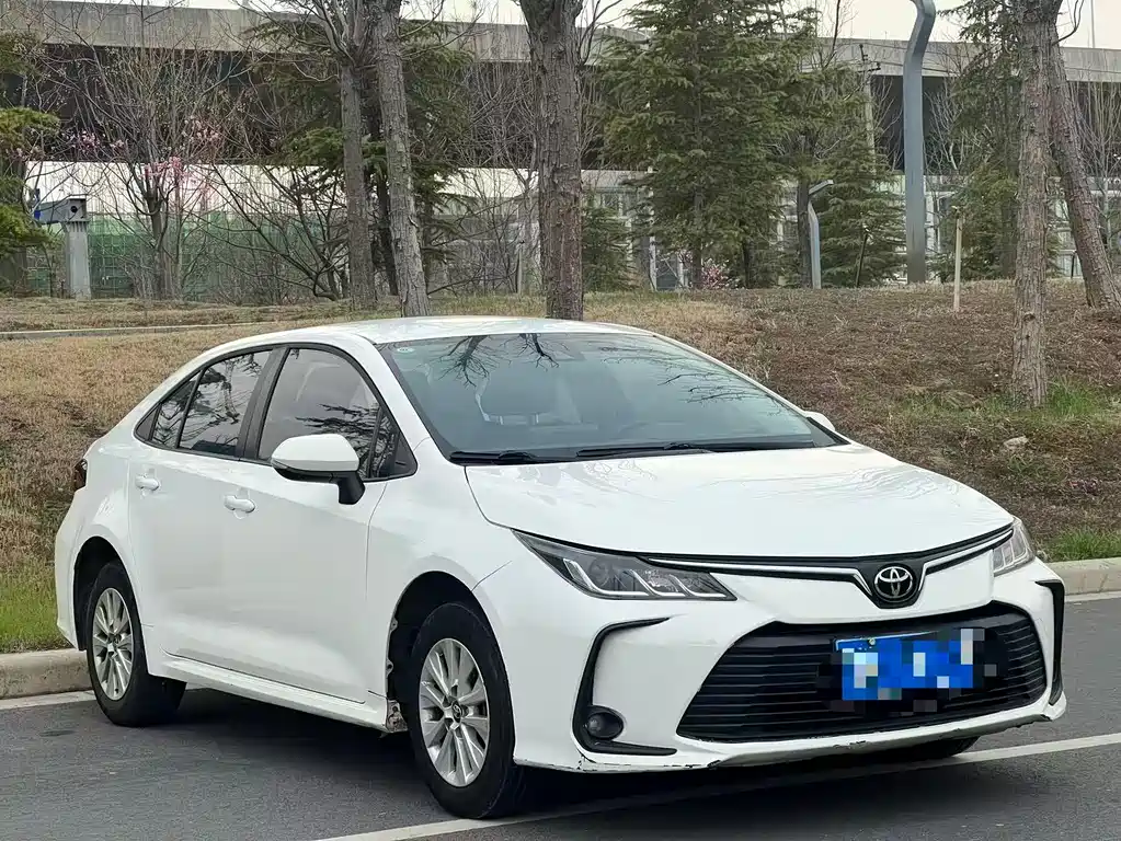 TOYOTA COROLLA