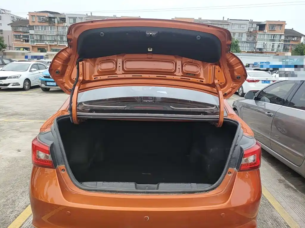 Chery Arrizo 5 — миниатюра 18