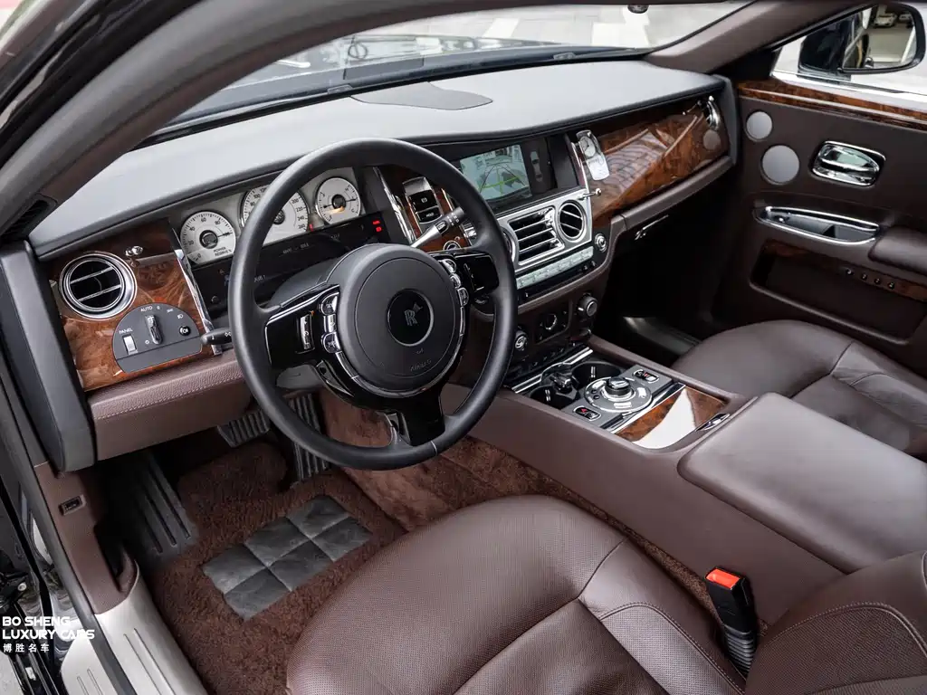 Rolls-Royce Ghost — миниатюра 13