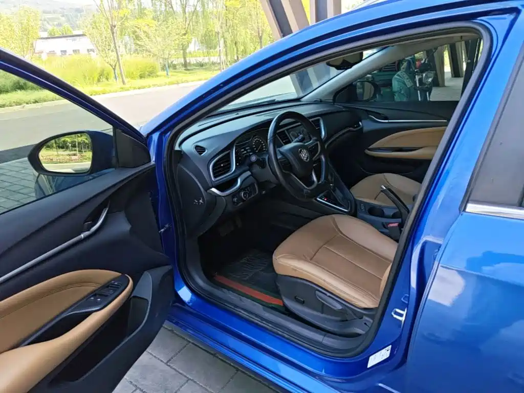 Buick Excelle — миниатюра 16