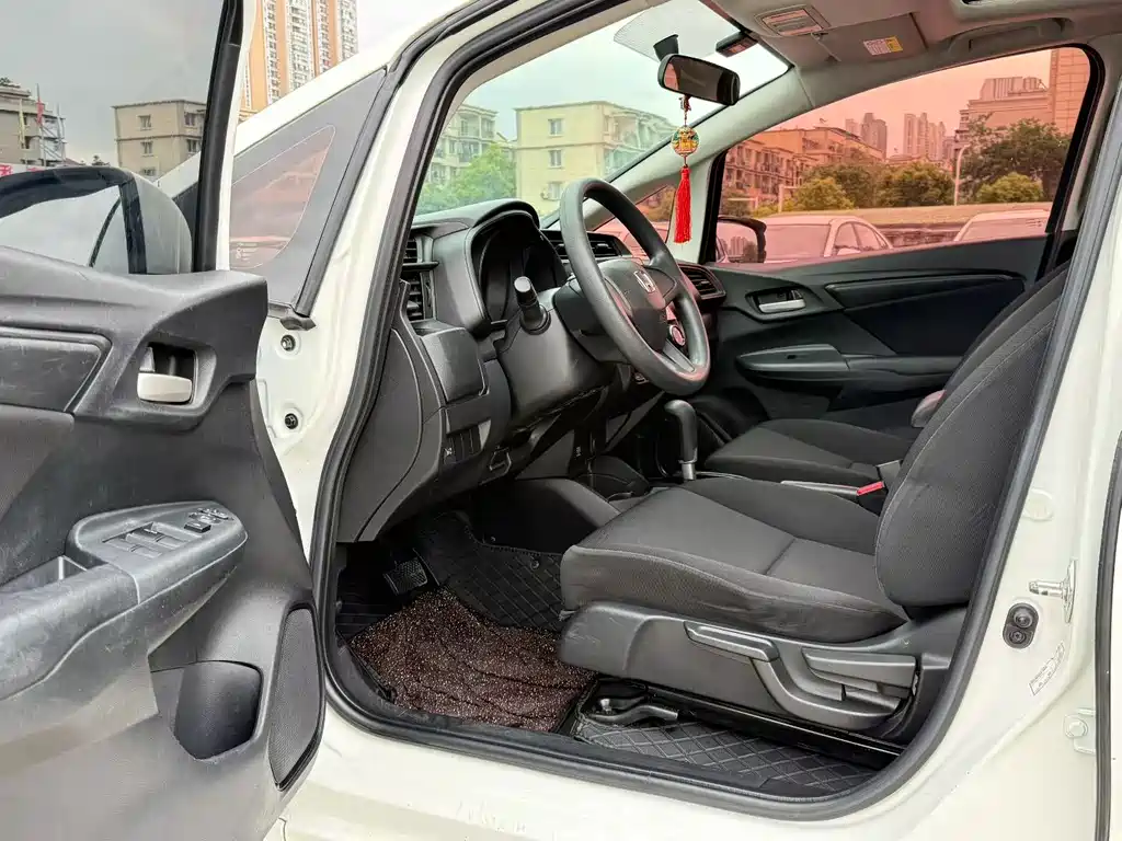 Honda Fit — миниатюра 2