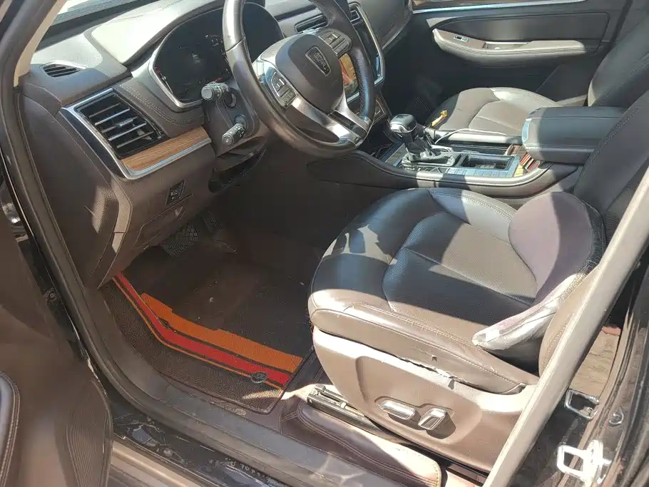 Roewe RX8 — миниатюра 9