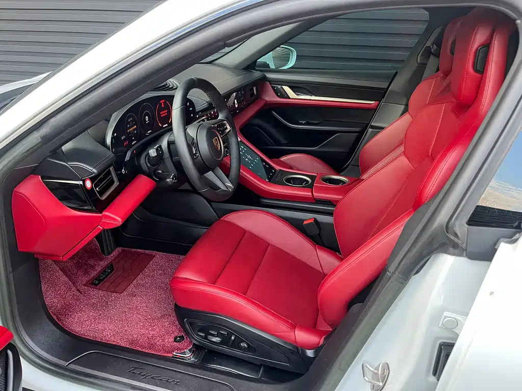 Porsche Taycan — миниатюра 6