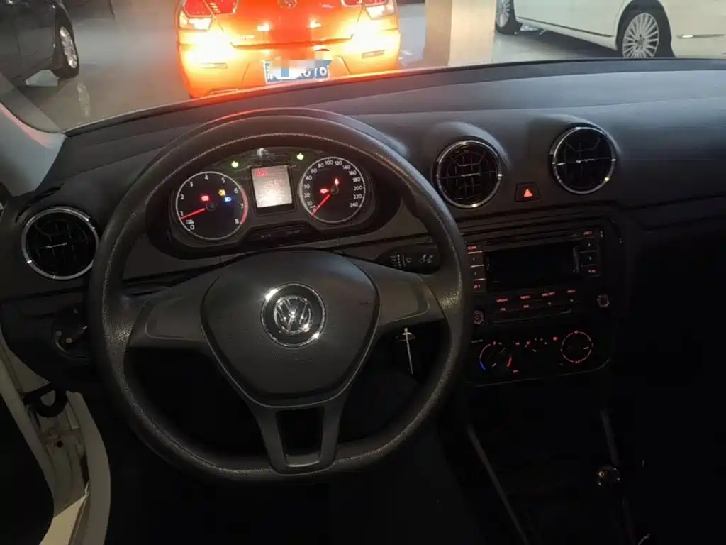 Volkswagen Jetta — миниатюра 10